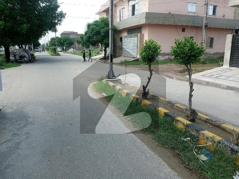 کاہنہ لاہور میں 10 مرلہ رہائشی پلاٹ 45 لاکھ میں برائے فروخت۔