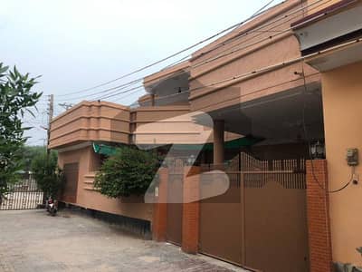 8.5 Marla Double Storey House For Sale In New Satellite Town Bahawalpur