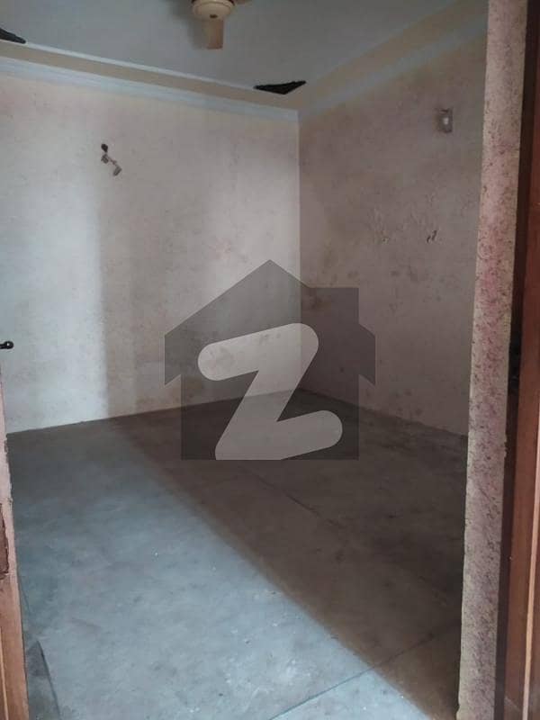 شاہ خالد کالونی راولپنڈی میں 2 کمروں کا 5 مرلہ مکان 60 لاکھ میں برائے فروخت۔