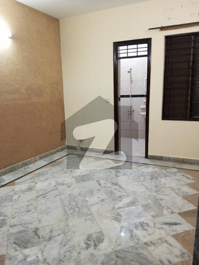 6 Marla Ground Portion With Water Gas Electricity Is Available For Rent In Sector 3