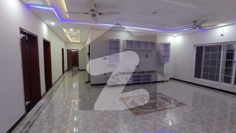 1 Kanal Designer Ground Portion For Rent In Phase 8 Bahria Town.