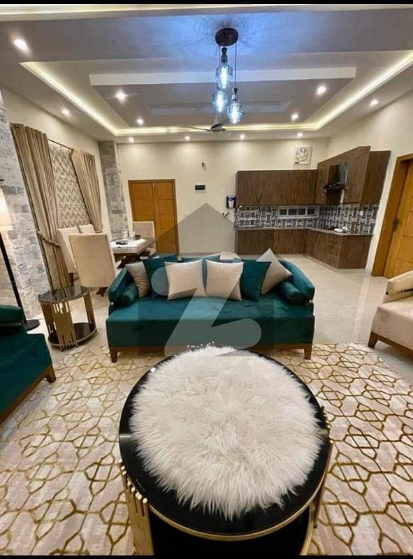 بحریہ ٹاؤن ۔ سیکٹر ایف بحریہ ٹاؤن,لاہور میں 2 کمروں کا 4 مرلہ فلیٹ 1.2 کروڑ میں برائے فروخت۔