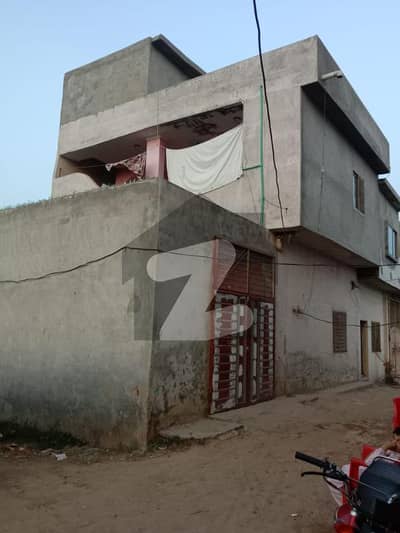 جلو پارک روڈ لاہور میں 4 کمروں کا 4 مرلہ مکان 40 لاکھ میں برائے فروخت۔