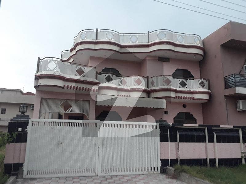 پی اے ایف ترنول ۔ بلاک ای پی اے ایف ترنول اسلام آباد میں 10 کمروں کا 10 مرلہ مکان 3.25 کروڑ میں برائے فروخت۔