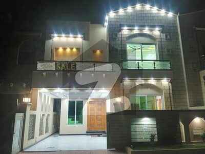 Bahria Town Phase 8 Usman Block Brand New Houses Available For Rent 7 Marla