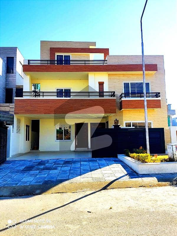 40x80 Brand New Short Corner House Available For Sale In G13