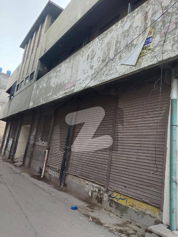 بند روڈ لاہور میں 16 مرلہ عمارت 15 کروڑ میں برائے فروخت۔