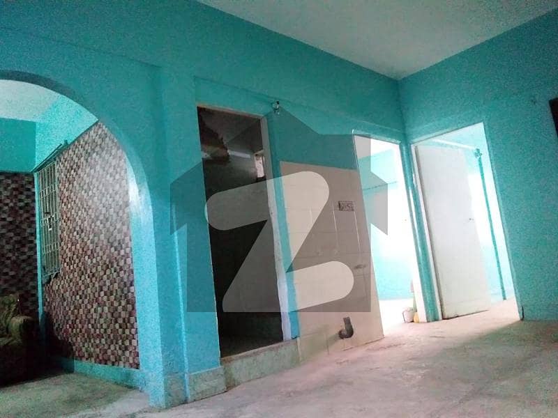 81 Sq Yd, Gorgeous 4 Rooms And Tiled Washroom In Sector 11-h, North Karachi