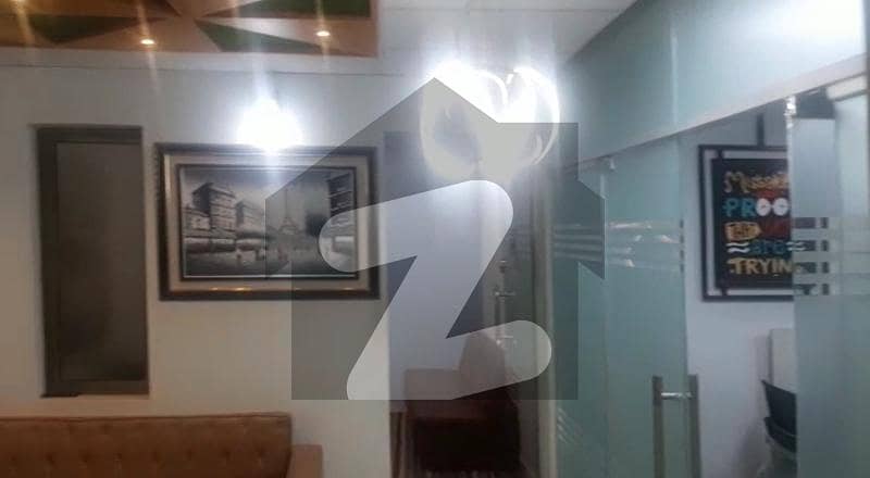 شاہراہِ فیصل کراچی میں 2 کمروں کا 16 مرلہ دفتر 4.5 کروڑ میں برائے فروخت۔