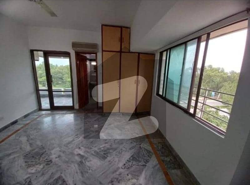 Upper Portion For Rent In G-11 Beautiful Location