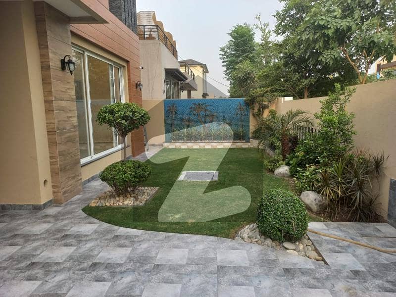 1 Kanal Out Class Stylish Luxury Bungalow For Sale In Dha Phase 6
