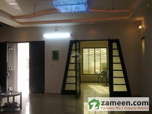 New 5 Marla House For Sale In Johar Town Near To Pizza Hut