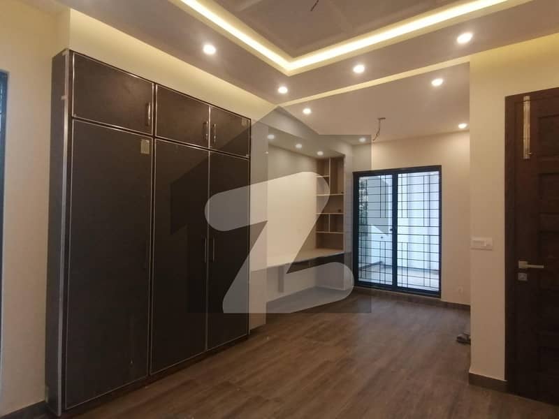 Park View City Jade Block House For sale Sized 5 Marla Park View City