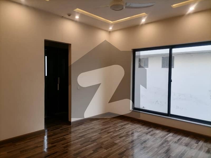 Buy your ideal 2 Kanal House in a prime location of Lahore