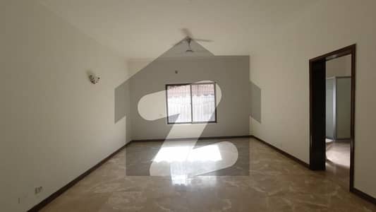 2 Kanal Lower Portion Is Available For rent In Kalma Chowk