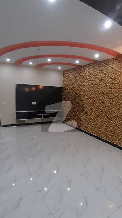1 Kanal Upper Portion On Main Road Near City School For Sale In Bahria Town - Overseas B
