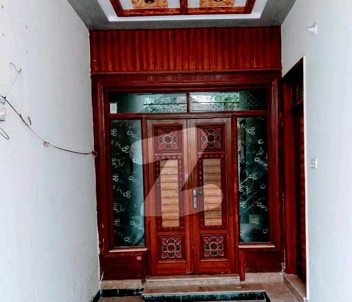 النور گارڈن فیصل آباد میں 3 کمروں کا 4 مرلہ مکان 90 لاکھ میں برائے فروخت۔