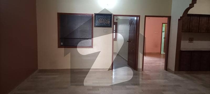 دہلی سوداگرن سوسائٹی شاہ فیصل ٹاؤن کراچی میں 2 کمروں کا 6 مرلہ بالائی پورشن 65 لاکھ میں برائے فروخت۔