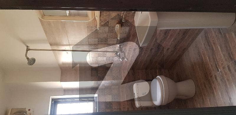 675-square-feet-flat-for-rent-available-in-canal-view-canal-view