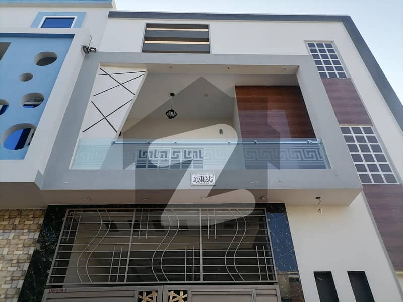 1463 Square Feet House In Central Canal Garden For Sale