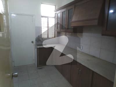 Beautiful House 33 Marla Gulberg Reasonable Price