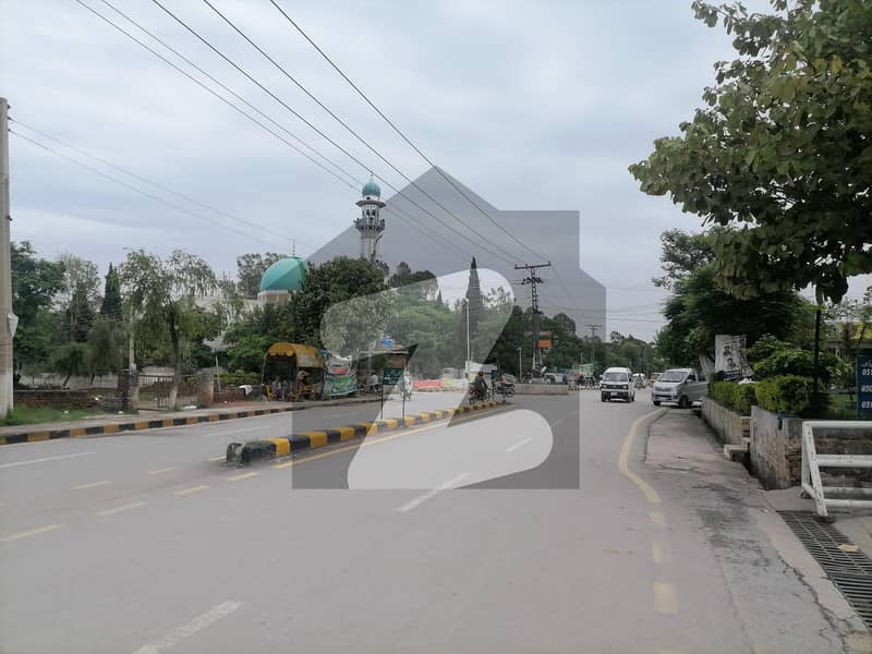 10 Marla House For rent In Gulshan Abad Sector 1