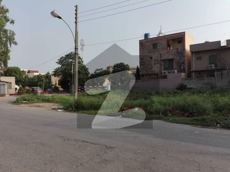 10 Marla Good Location Plot Is Available For Sale In Wapda Town Phase 1 - Block J3