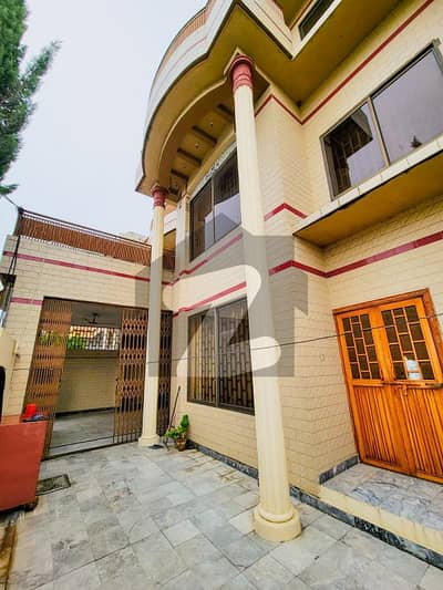 13 Marla Beautifully Furnished House For Sale  Available
