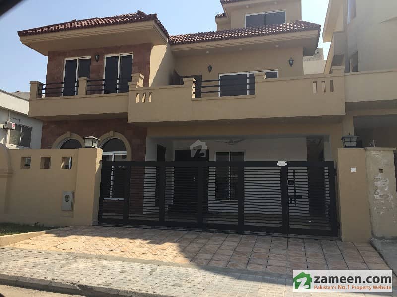 10 Marla 4 Bed Single Unit House Best Location Dha 2
