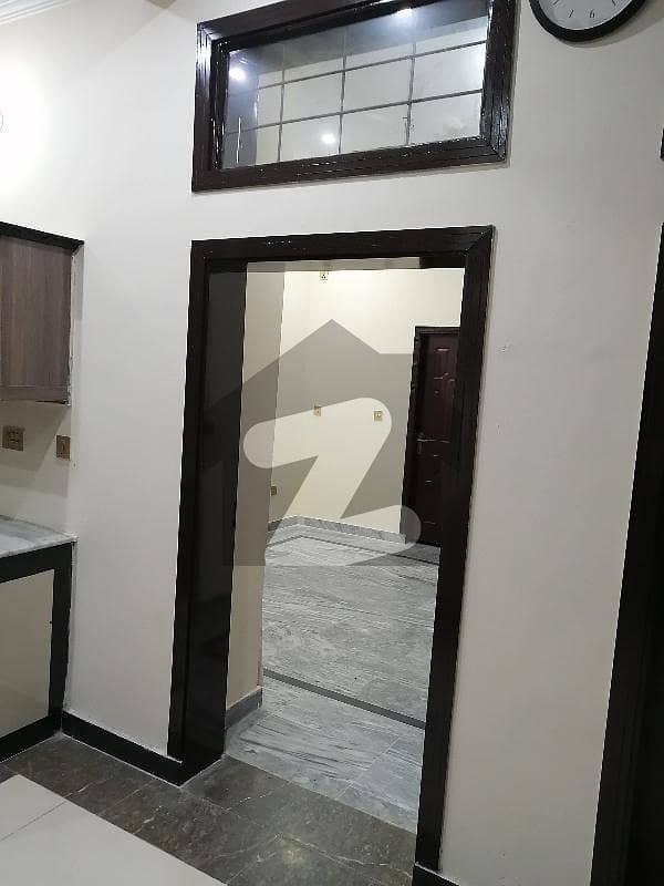 صنوبر سٹی۔ گرین ولاز صنوبر سٹی اڈیالہ روڈ راولپنڈی میں 2 کمروں کا 5 مرلہ بالائی پورشن 20 ہزار میں کرایہ پر دستیاب ہے۔
