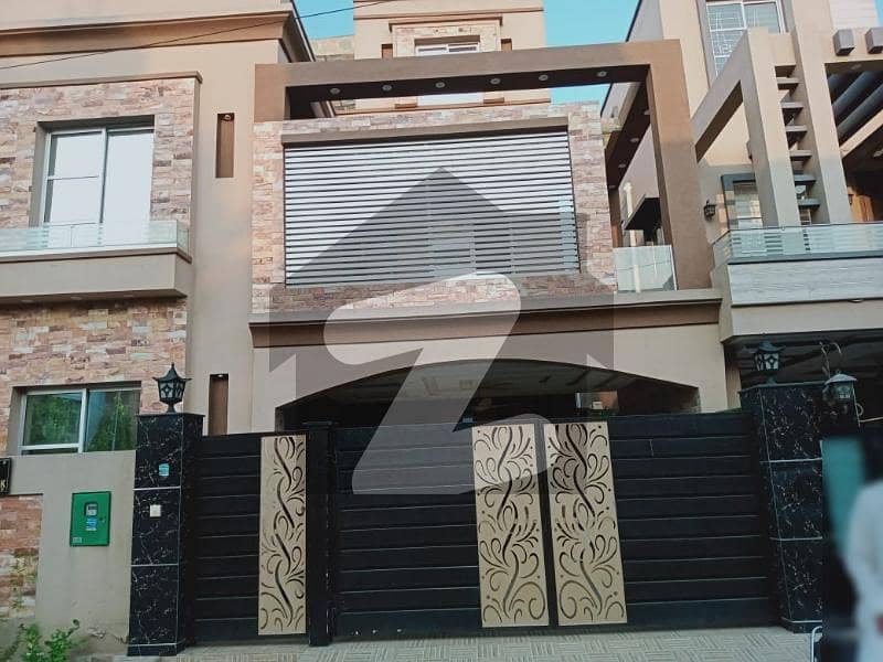 8 Marla like new upper portion for rent in Usman Block Bahria town Lahore