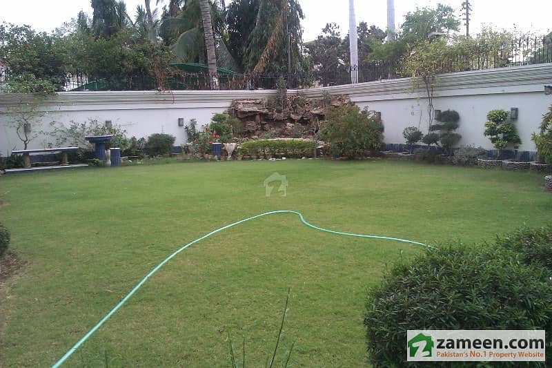 1000 Square Yard House For Sale On Sir Syed Road
