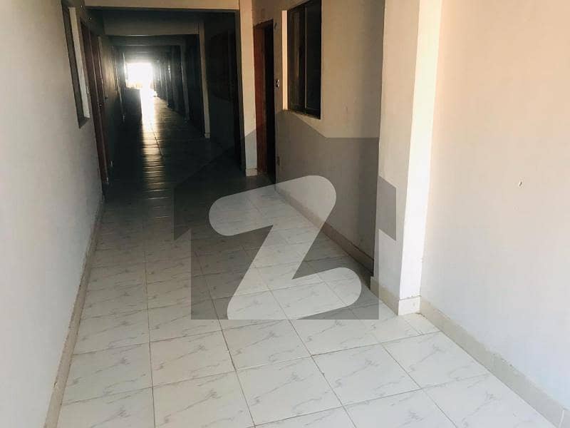 Diamond City 2 Bed Lounge Furnished Apartment West Open 4th Floor