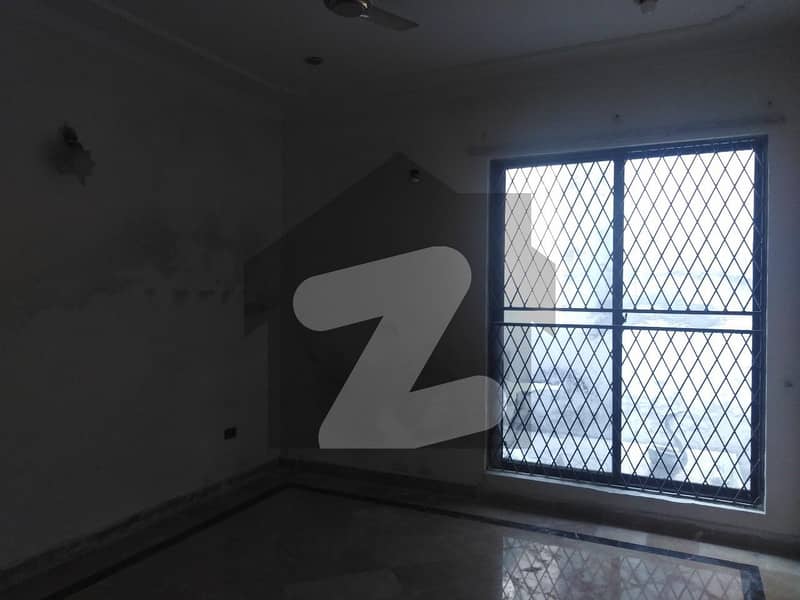 200 Square Feet Shop Ideally Situated In Faisal Town