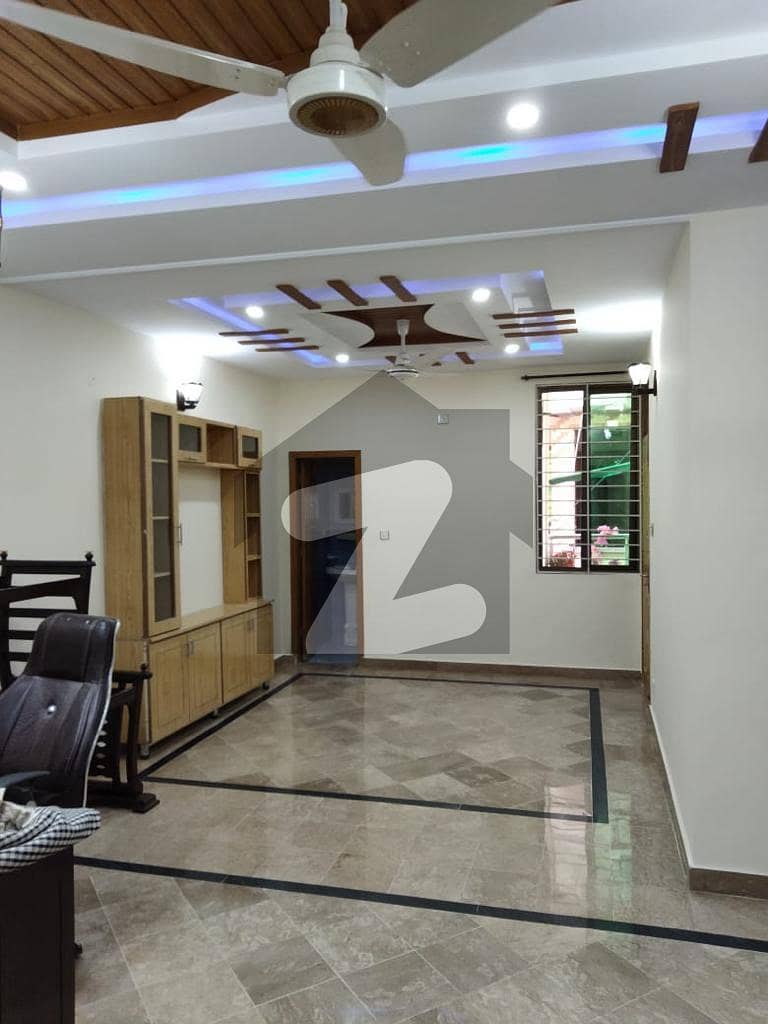 10 Marla House For sale In University Town University Town University