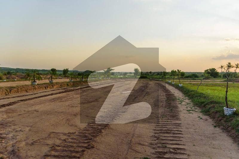 را ئل فارم هاوسز چکری روڈ راولپنڈی میں 5 مرلہ رہائشی پلاٹ 12.75 لاکھ میں برائے فروخت۔