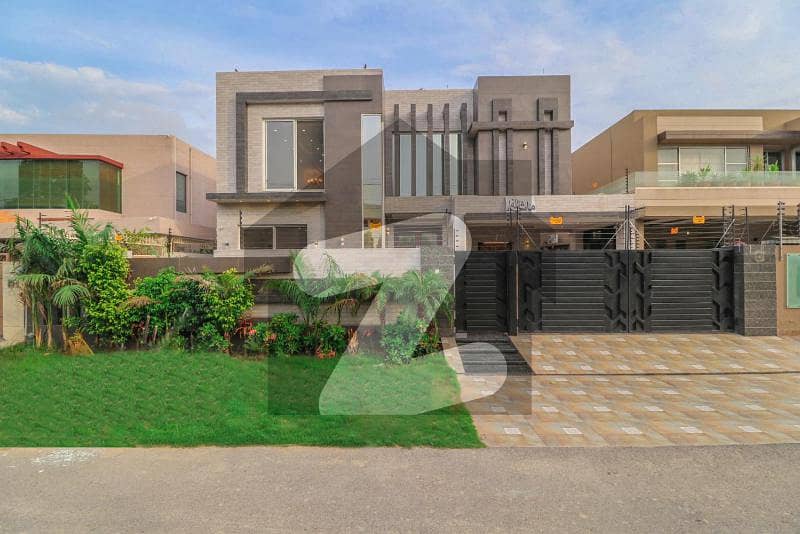 One Kanal Ultra Modern Luxurious Bungalow Near Park And Market Once Visit