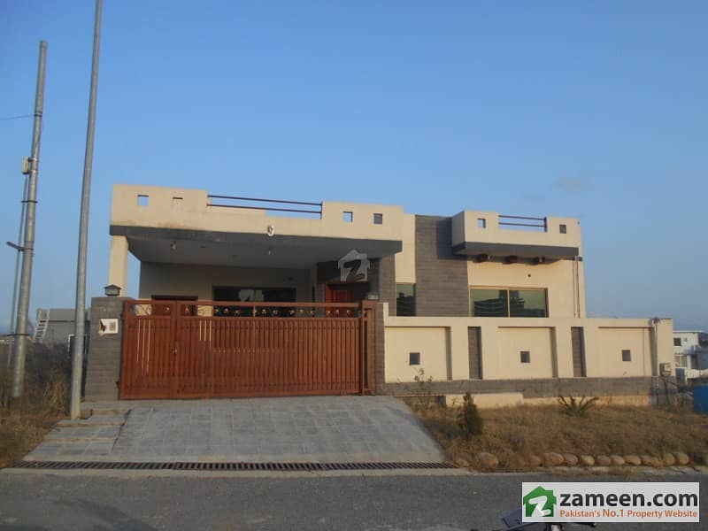 Single Storey House Is Available For Sale