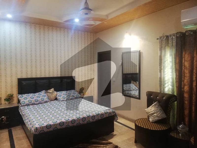 طارق گارڈنز ۔ بلاک ای طارق گارڈنز لاہور میں 4 کمروں کا 6 مرلہ مکان 2.15 کروڑ میں برائے فروخت۔