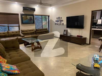 2 Kanal Beautiful Bungalow For Sale in DHA Phase1