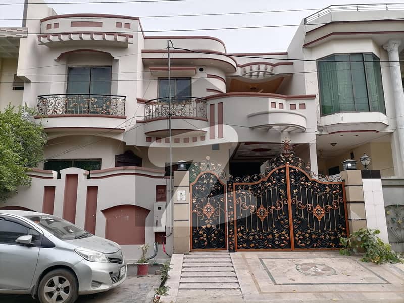 10 Marla House For Sale in Wapda Town Gujranwala BlockB2 Wapda Town, Gujranwala ID40655694