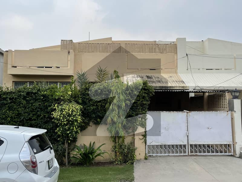 عسکری 3 عسکری لاہور میں 3 کمروں کا 12 مرلہ مکان 65 ہزار میں کرایہ پر دستیاب ہے۔