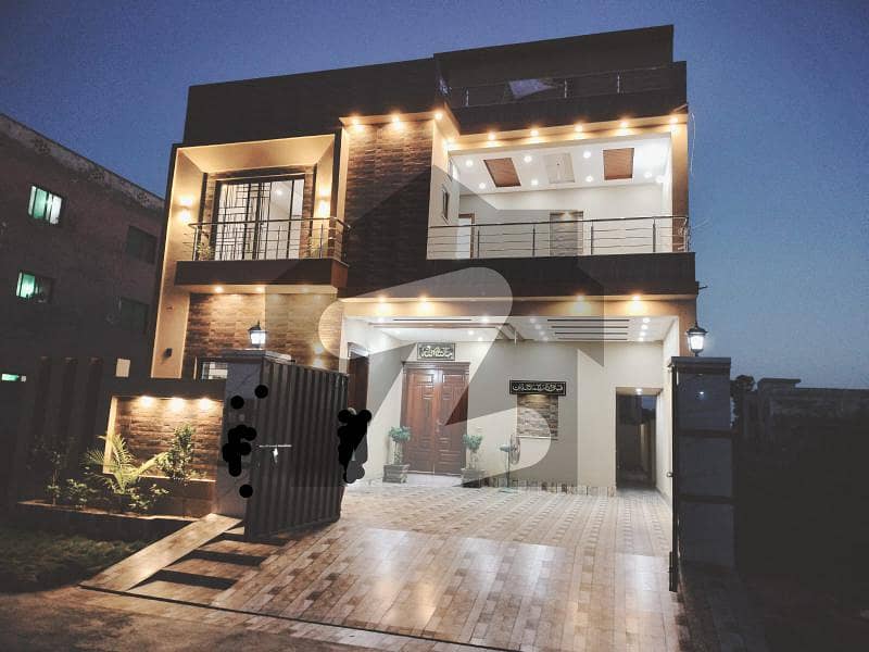 10 Marla New House For Sale Nasheman-e-Iqbal, Lahore Near Valencia Town Lahore 5-master Beds With Attach Baths.