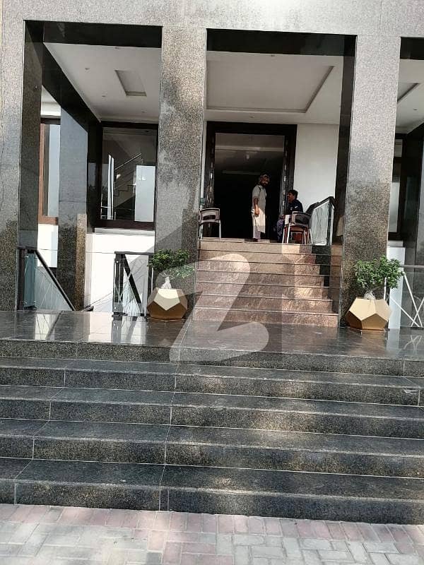 Luxury 2 Bedrooms Apartments Luxury 2 Bedrooms Apartments