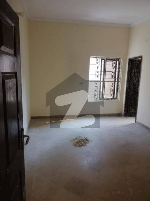 10 MARLA UPPER PORTION WITH SEPRATE ENTRANCE AVAILABLE FOR RENT IN WAPDA TOWN LAHORE