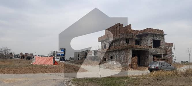 40ft Street Ideal Location Plot Chinab Block Ready For Constriction For Sale