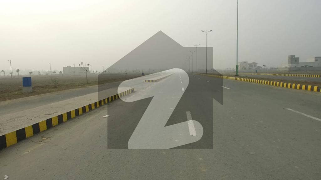 8 Marla Corner Commercial Plot For Sale In Dha Phase 7 Lahore On Main Road