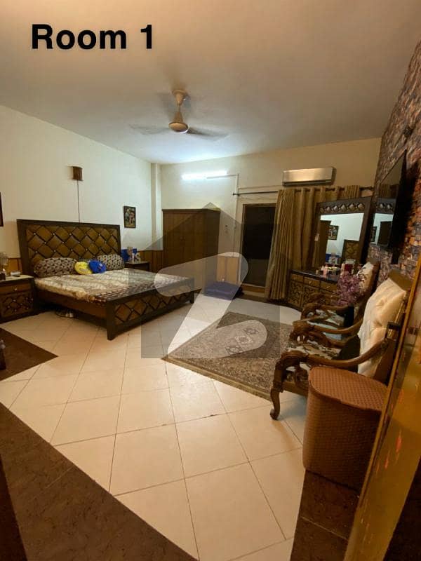 بورڈ دینز کمپلیکس پشاور میں 4 کمروں کا 7 مرلہ فلیٹ 1.25 کروڑ میں برائے فروخت۔