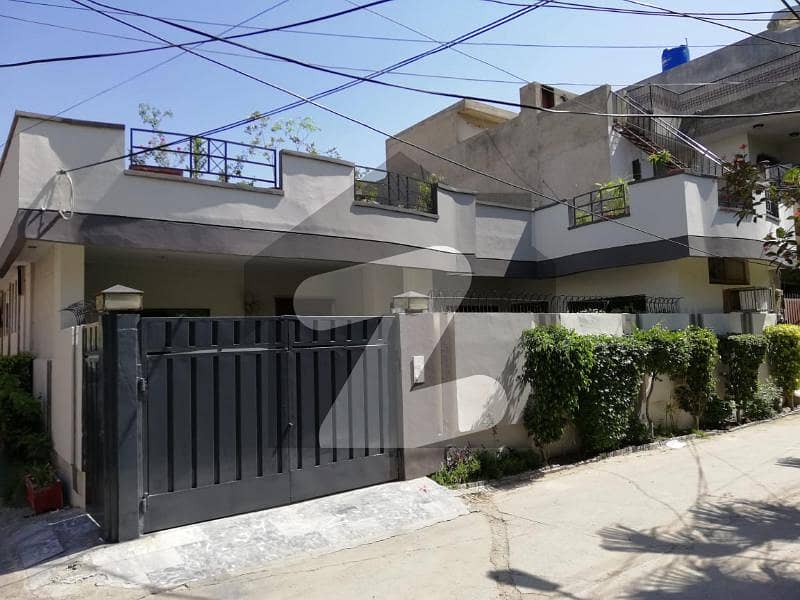 11 Marla Like A New Corner House With 3 Beds For Sale, Habib Park Model Town Link Road Lahore