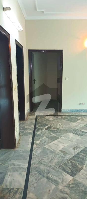 ال۔امین ہاؤسنگ سوسائٹی لاہور میں 4 کمروں کا 10 مرلہ مکان 70 ہزار میں کرایہ پر دستیاب ہے۔